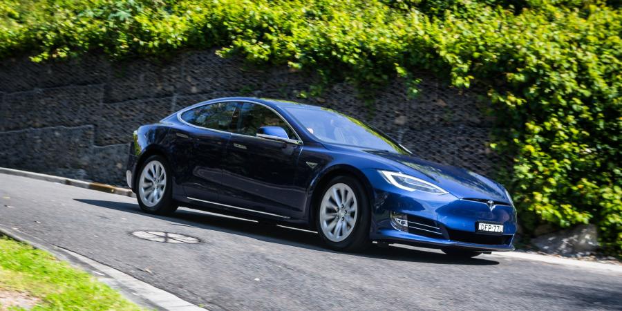  Tesla Model S 75D 2016 года  (AU) (фото 4 из 11)